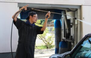 花粉・黄砂に負けない「フルサービス洗車」のすすめ🚗✨