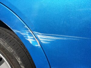 車のキズ・へこみはどう直す？ 板金・塗装の工程をわかりやすく解説します